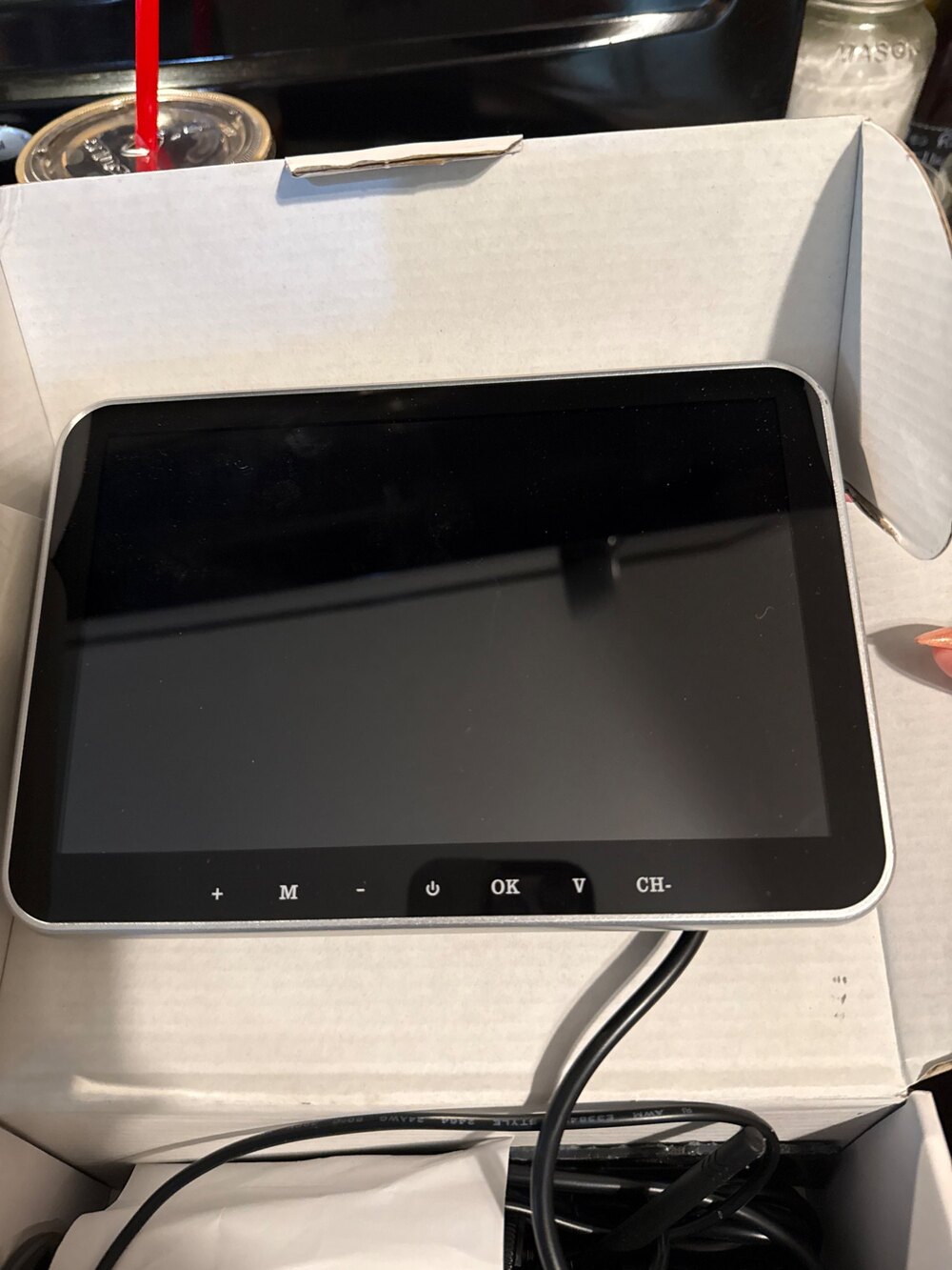 Wireless Backup Camera Monitor System 8 Inch Screen - Picture 2 of 3